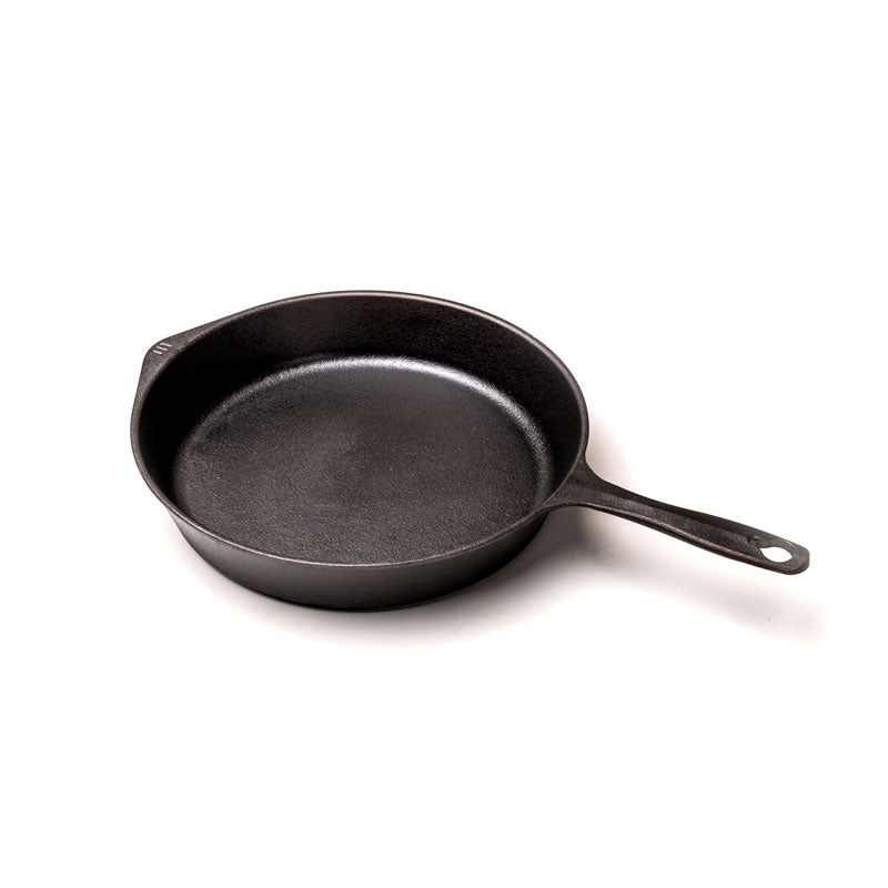 Medium British-made cast iron frying pan skillet